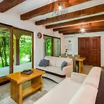 Family Friendly House With A Parking Space Tribalj, Crikvenica - 13877 Feriehus